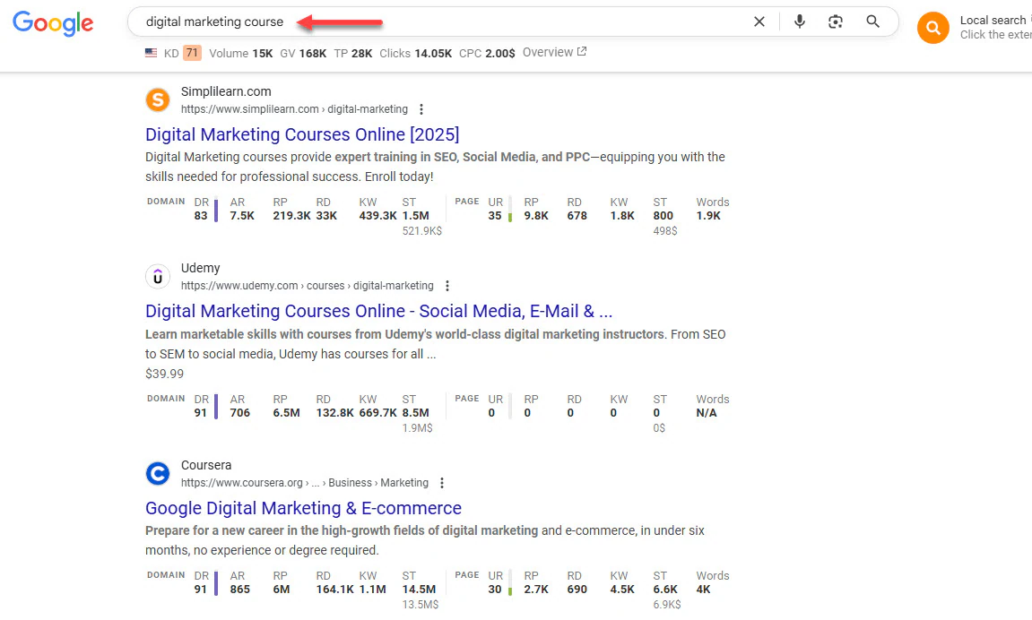 Google results showing digital marketing course listings.